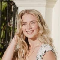 Darla Foster's Instagram, Twitter & Facebook