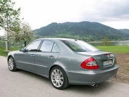Essai Mercedes Classe E 500 Motorlegend