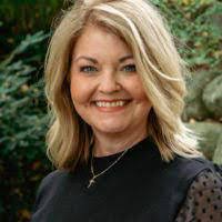 Avery Flood's Instagram, Twitter & Facebook