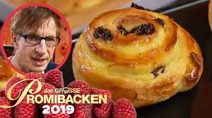 45 Cm Rosinenschnecke Leckeres Hefegeback 2 2 Aufgabe Das Grosse Pro Rosinenschnecken Hefegeback Lecker