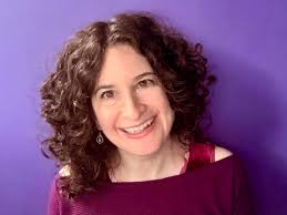 Tara Weinstein's Instagram, Twitter & Facebook