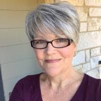 Heather Minshew's Instagram, Twitter & Facebook