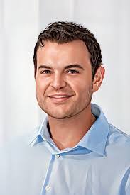 Andrew Mcnicol's Instagram, Twitter & Facebook