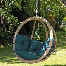 If you crave to give that traditional look to your home, the swan wooden swing is just the right unit. Goodshomedesign