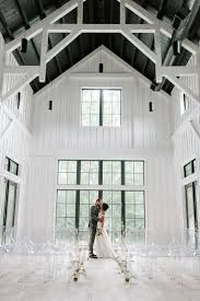 Get The Look A Brand New Scandi Modern Barn In Tulsa Modern Barn Black Barn Modern Wedding Venue