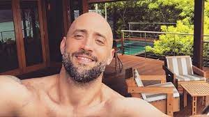 Check spelling or type a new query. Regina Case Asks For Prayers For Paulo Gustavo Interned With Covid 19 Designer Women
