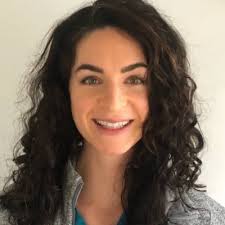 Heidi Roche's Instagram, Twitter & Facebook