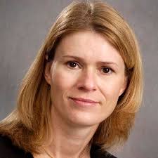 Dr Marshall is a clinical oncologist with a sub-specialty interest in  breast and thyroid cancer.