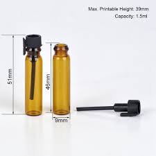 Les flacons de parfum sont souvent de véritables petits joyaux parfois conçus par des artistes et des designers de renom. 1000 X Vide 1 5 Ml Verre Ambre Test Flacons De Parfum Echantillon Mignon Bouteilles De Parfum Creme Toner Liquide Parfum Test Flacon Essai Bouteille Aliexpress