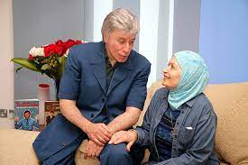 Jun 17, 2021 · بدأت الفنانة رانيا يوسف تصوير أول مشاهدها فى أحداث الجزء الرابع من من مسلسل الآنسة فرح، وذلك بعد عودتها من إسبانيا وانتهاء العطلة القصيرة التى قضتها هناك، لتلتحق بتصوير العمل الذى انطلق الأسبوع قبل الماضى بمشاهد. Ø²ÙˆØ¬ÙŠ ÙƒØ§Ù† ÙŠØªÙ…ØªØ¹ Ø¨Ø­Ø§Ø³Ø© Ø´Ù… Ù‚ÙˆÙŠØ© ÙÙƒÙŠÙ Ù„Ù… ÙŠÙ†ØªØ¨Ù‡ Ù„Ø¥Ù†Ø¯Ù„Ø§Ø¹ Ø§Ù„Ø­Ø±ÙŠÙ‚ ÙÙŠ Ø§Ù„Ù…Ø¨Ù†Ù‰ Ø§Ù„Ø´Ø±ÙˆÙ‚ Ø£ÙˆÙ†Ù„Ø§ÙŠÙ†
