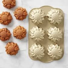 Nordic Ware Train Cakelet Pan Williams Sonoma Nordic Ware Mini Cake Pans Cake Pans