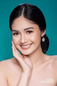 Trisha Martinez's Instagram, Twitter & Facebook