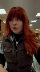 FIRST OOTD OF 2025! Heck yeah! #poppunk #thickhayleywilliams #itwasntaphase  #midwestemo #lornemsprepplaylist #altteacher #elderemoootd #EmoEducator  #altteacherootd #altteacherfit