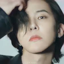He resumed his studies again the following year in 2010 but in kukje cyber university, a different school. Klife On Twitter It S Finally Out G Dragon For Ts Bigbang Gdragon