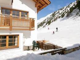 Seit der eröffnung im jahr 1965 haben wir umfassende erfahrungen in der altenhilfe gesammelt und unser angebot dabei. Extras Haus Elisabeth Obergurgl