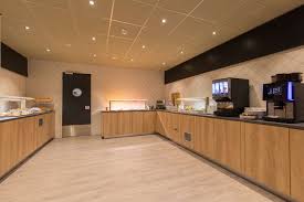 Best western amsterdam is located in amsterdam west district, just off the a10 city ring and 20 minutes' by public transport from the old city center. Best Western Hotels