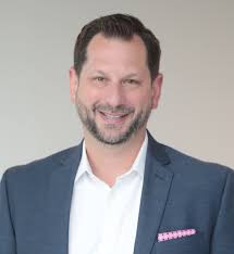 Shane Froman's Instagram, Twitter & Facebook