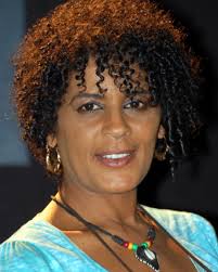 NITA ELLIS & STONE MCEWAN LIVE TOGETHER FOR THE FIRST TIME! On April 13  when I arrived at my every Sunday Gig at Delish Lifestyle, in James Cistern  Eleuthera, I was greeted