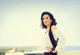 أفصحت طبيبة الفنانة حورية فرغلي ، عن تفاصيل جديدة عن العملية الصعبة التي تخضع لها الفنانة حورية فرغلى داخل الولايات المتحدة من أجل ترميم أنفها وأضافت الطبيبة ماريا مارتا روباتي في لقاء مع برنامج إي تي بالعربي أنه يمكن إلي الطبيب المعالج أن يستعين. ØªØ¹Ø±Ù Ø¹Ù„Ù‰ Ø§Ù„Ø­Ø§Ù„Ø© Ø§Ù„ØµØ­ÙŠØ© Ù„Ù„ÙÙ†Ø§Ù†Ø© Ø­ÙˆØ±ÙŠØ© ÙØ±ØºÙ„ÙŠ ÙÙ† ÙˆØ«Ù‚Ø§ÙØ© Ø§Ù„ÙˆØ·Ù†