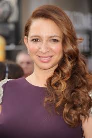 Maya rudolph describes what it was like being introduced to the vice presidential candidate recently. Maya Rudolph S Dos And More Dos Glamour