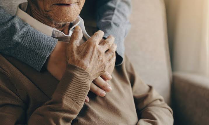 When to Consider Palliative or End-of-Life Care: A Guide for Families