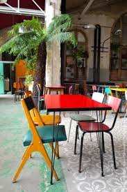 La Recyclerie Ancienne Gare Et Nouveau Lieu De Vie Design D Interieur De Grenier Decoration Maison Interieurs Cafe