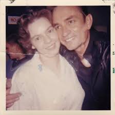 The picture of Pope Francis having a kiss with the US musician Madonna and  grabbing her breast has been verified to be done using AI and is therefore  fake.