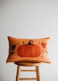 They are so perfect for fall! 21 Favorite Fall Throw Pillows Happy Happy Nester