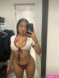 Her Hottest Collection - Explicit Latina Nudes