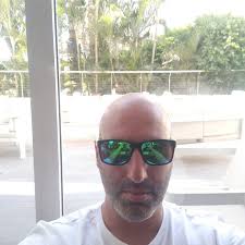 המקרה העצוב של דידי: מי התעלל באכזריות בכלבה בת ה-18?  http://s.reshet.tv/1yrIfwE