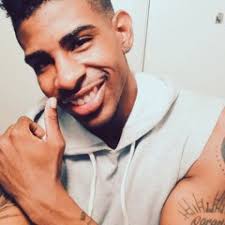 Stream Chris High music