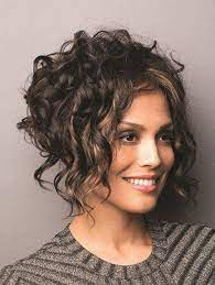 11 Graduation Curly Bob Hairstyle Wavy Bob Hairstyles Bob Hairstyles Curly Hair Styles