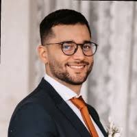 50+ "Patrick Hold" profiles