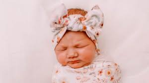 Internet Salutes Police Officers For Helping Woman Deliver Baby On Highway 