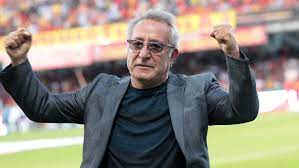 Questo gruppo creato più di un meso e mezzo fa è stato creato con lo scopo di non far finire il calcio nella nostra città visto che è scomparso quasi. Oreste Vigorito Designato Alla Presidenza Di Confindustria Benevento Ildenaro It