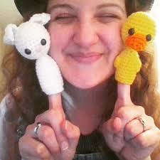 🐸Where are my Grateful Kermit Fans At?!🐸 Please DIBS (Paypal) or click  the Etsy link below to purchase. Thanks for looking!  https://www.etsy.com/listing/4295118569/dead-head-cartoon-puppet-dancing-frog