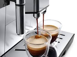 This is where the delonghi dinamica ecam 350.15.b and 350.35.w have the advantage, as the manual steam pipe offers greater control over the. De Longhi Ecam 350 55 B