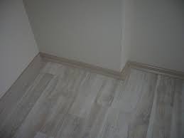 harika acik renk parke fotolari dekorcenneti com renkler parke dekorasyon fikirleri