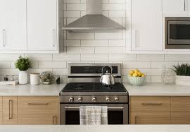 We did not find results for: White Upper Cabinets With Light Wooden Lower Cabinets These Mismatched Cupboards Create A Cle Interior Design Kitchen Kitchen Remodel Kitchen Utensils Store