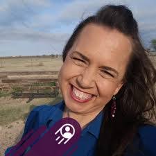 Lori Mandeville's Instagram, Twitter & Facebook