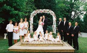 Outside Weddings Outdoor Garden Weddings Pigeon Forge And Gatlinburg Tn Outdoor Wedding Platform Outdoor Wedding Wedding