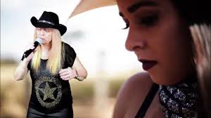 JE SUIS UNE ROCK'N'COWGIRL MANON GRENIER