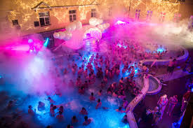 P2 is the club in budapest with the best reputation and the cosiest atmosphere. Lukacs Bath Parties In Budapest Lukacs Baths Budapest Spa Budapest Nightlife Nightlife Travel