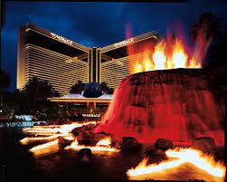 Five Places Over The Top Tiki Las Vegas Hotels Las Vegas Attractions Vegas Attractions