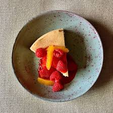 Gateau De Savoie Et Compote De Fruits De Cyril Lignac Recette Gateau De Savoie Recette Gateau De Savoie Compote De Fruits