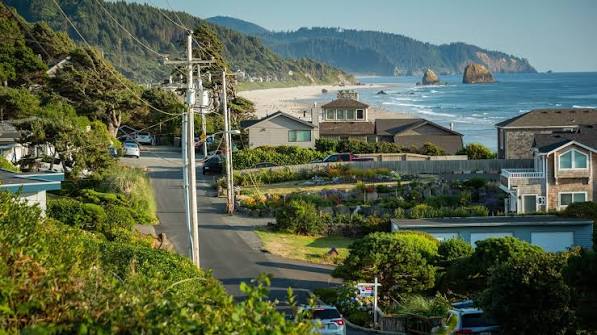Visit Cannon Beach: 2026 Travel Guide for Cannon Beach, Oregon | Expedia
