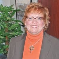 Kim Browning's Instagram, Twitter & Facebook