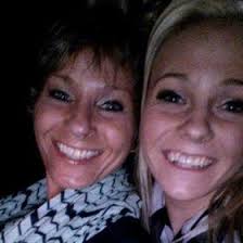 Nicole Shellabarger's Instagram, Twitter & Facebook