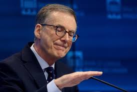 Bank of Canada cuts interest rate, calling trade war with U.S. 'a new  crisis' and warning of 'severe' impact