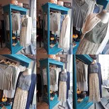 Qozza Arkasi Sifon Beyaz Ve Lacivert Renklerinin Koton Italyan Bluzlar Ve Saf Ipek Sifondan Dikilmis Ozel Dikim Etegimiz Il Wardrobe Rack Wardrobe Home Decor